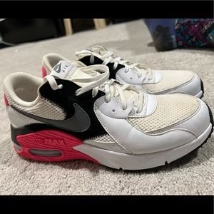 Nike Air Max size 9.5 woman's